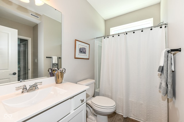1360 Petit Verdot Dr, Westfield, IN 46074 - full bath featuring vanity and wood finished floors