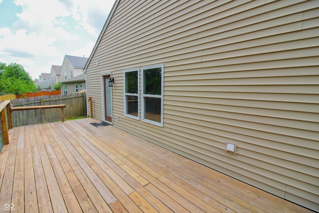 10610 Pavilion Dr, Indianapolis, IN 46259 - view of wooden terrace