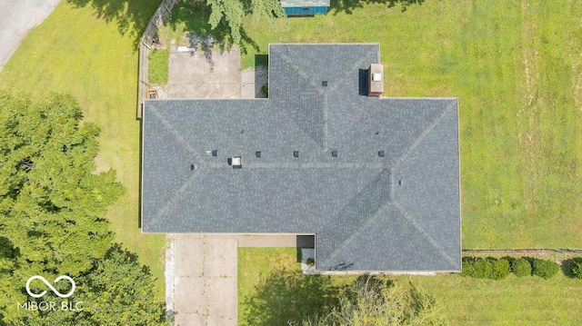 7525 Surrey Dr, Indianapolis, IN 46227 - view of subject property