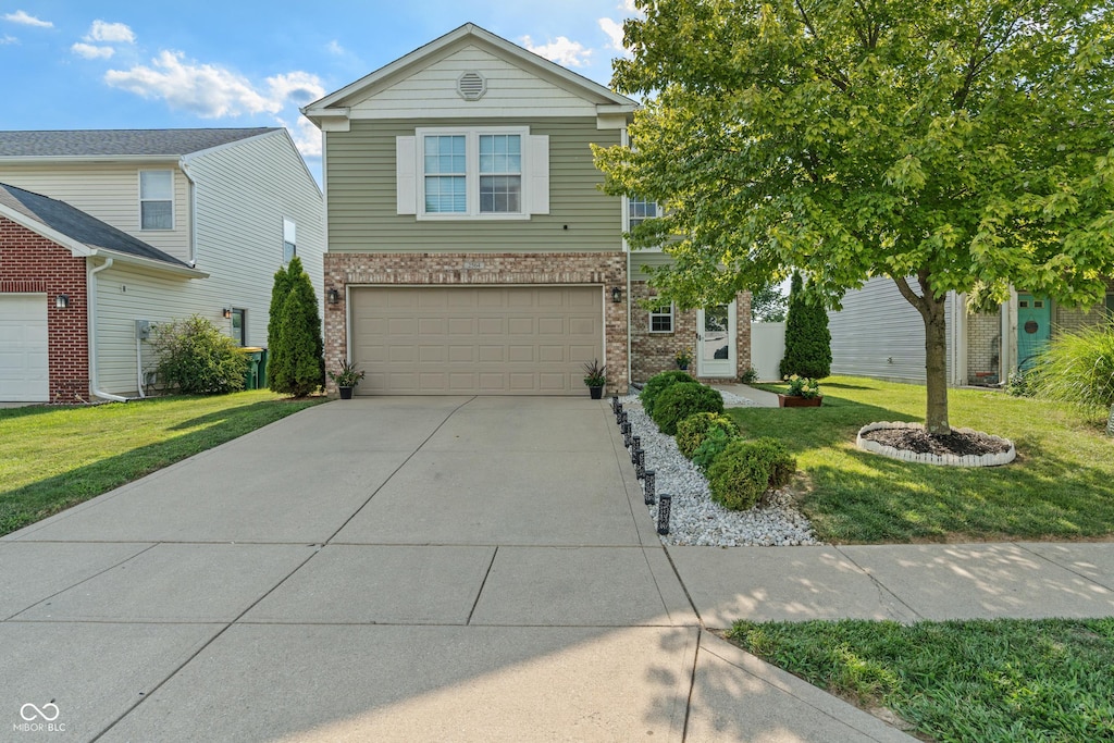 2564 Woodfield Blvd, Franklin, IN 46131 - photo 1