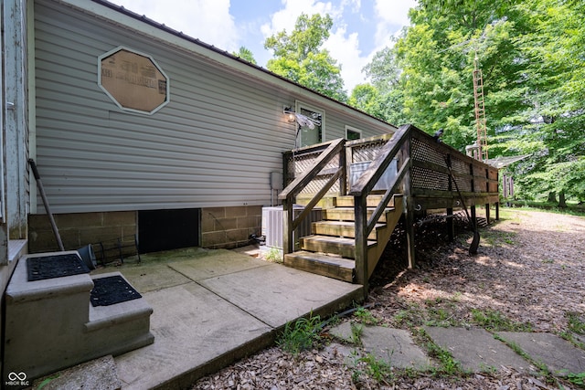 2501 Mitten Rd, Bowling Green, IN 47833 - view of side of home with a wooden deck, stairway, and a patio
