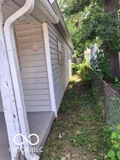 2245 Union St, Indianapolis, IN 46225 - view of side of home