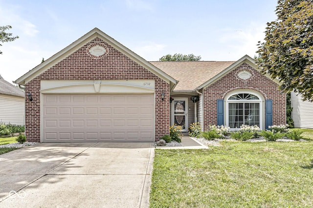 6732 Dorchester Dr, Zionsville, IN 46077 - photo 1