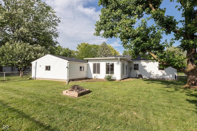 320 S Odell St, Brownsburg, IN 46112 - rear view of house