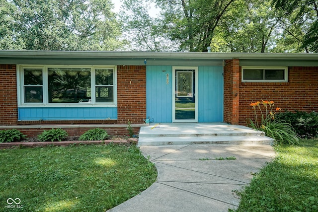 4720 Kessler View Dr, Indianapolis, IN 46220 - ranch-style house featuring brick siding