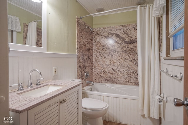 4720 Kessler View Dr, Indianapolis, IN 46220 - full bath with shower / bath combo, vanity, and crown molding