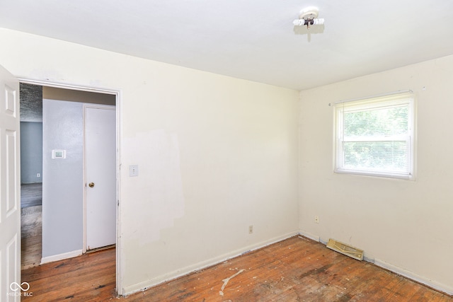 4218 N Irvington Ave, Indianapolis, IN 46226 - empty room featuring wood finished floors