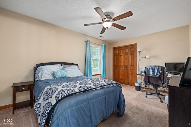 48 Lasalle Ct, Whiteland, IN 46184 - bedroom with carpet floors, a desk, a closet, ceiling fan, and a textured ceiling