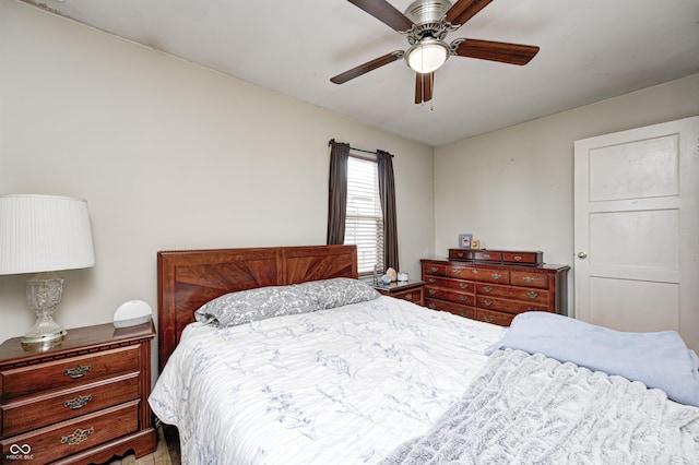 1810 Calhoun St, Indianapolis, IN 46203 - bedroom featuring a ceiling fan