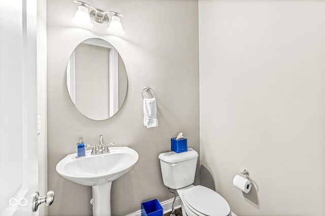 14293 Dufton Ct, Carmel, IN 46074 - bathroom with toilet