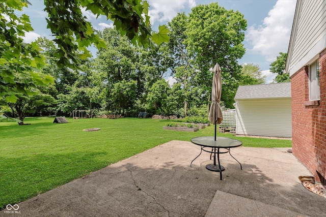 47 Habig Rd, Indianapolis, IN 46217 - view of patio / terrace