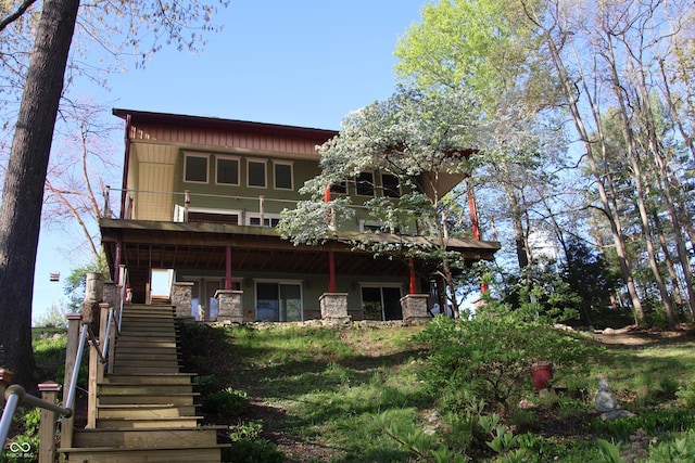 7437 Center Lake Rd, Nineveh, IN 46164 - view of front of house with stairway