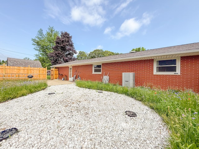 8883 W Hilltop Ln, Elwood, IN 46036 - view of side of home featuring brick siding