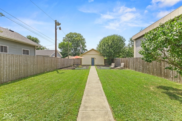 2232 N Park Ave, Indianapolis, IN 46205 - view of fenced backyard