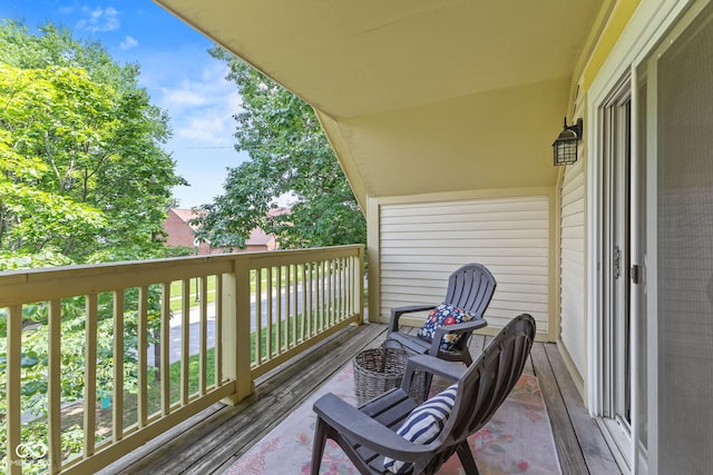 2232 N Park Ave, Indianapolis, IN 46205 - view of balcony