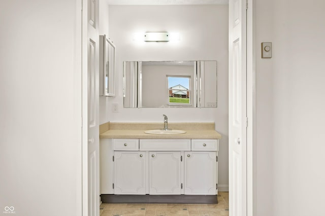 1620 W 300 S, Franklin, IN 46131 - bathroom with vanity