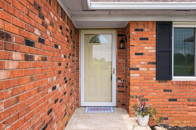 1620 W 300 S, Franklin, IN 46131 - property entrance featuring brick siding