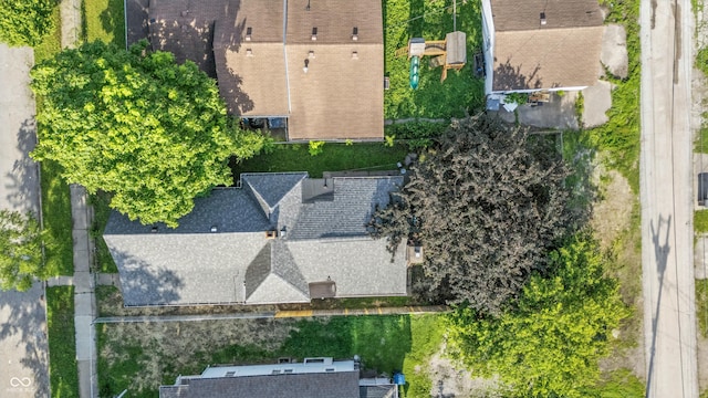1621 E Kelly St, Indianapolis, IN 46203 - aerial view of property and surrounding area