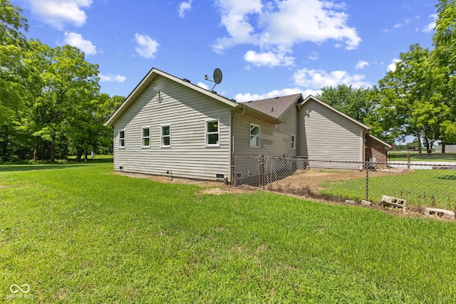 4359 N State Road 75th Hwy, North Salem, IN 46165 - view of side of property with crawl space