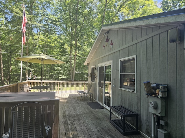 9713 E Poplar Dr, Brazil, IN 47834 - view of deck
