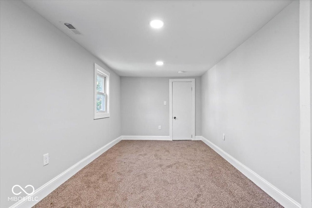 2813 S Monroe St, Muncie, IN 47302 - unfurnished room featuring carpet flooring and recessed lighting
