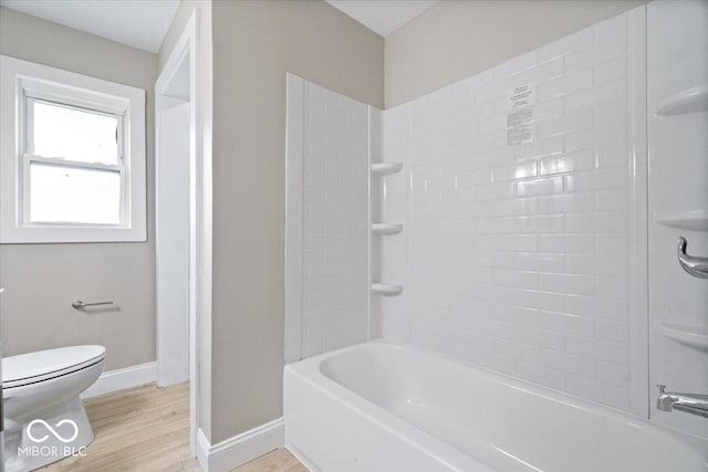 2813 S Monroe St, Muncie, IN 47302 - full bath featuring wood finished floors and shower / washtub combination