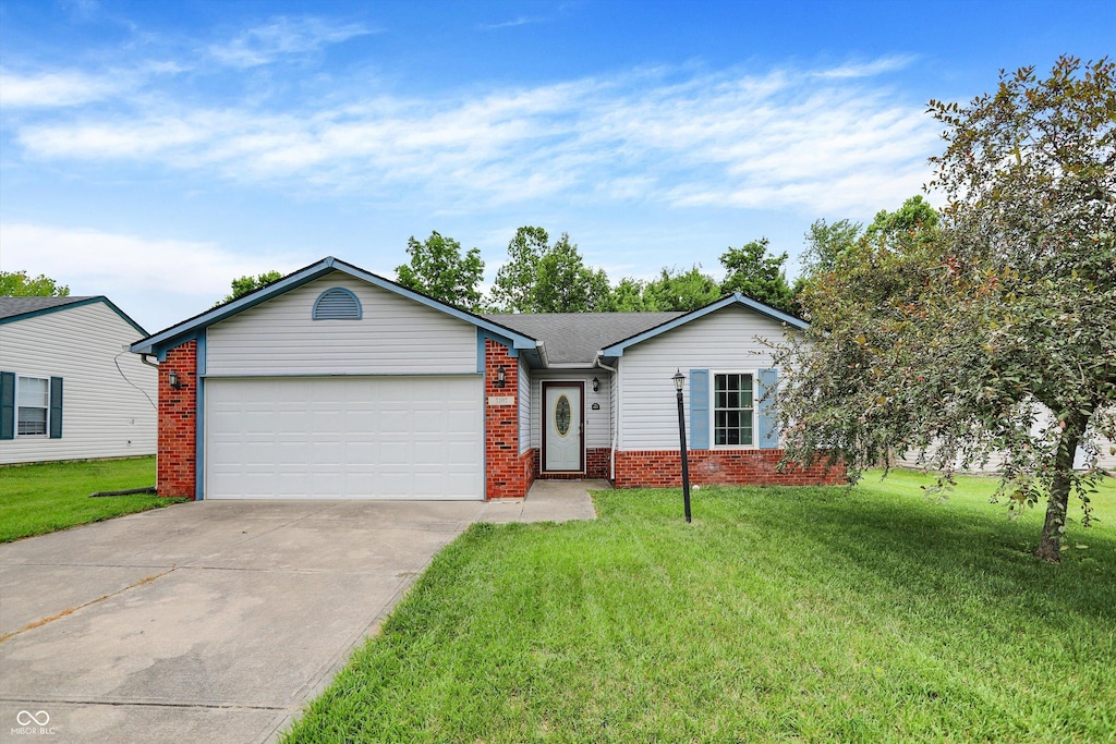 5107 Emmert Dr, Indianapolis, IN 46221 - photo 1