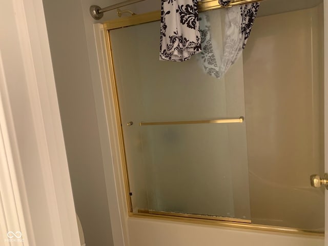 9532 Pinecreek Dr, Indianapolis, IN 46256 - view of bathroom