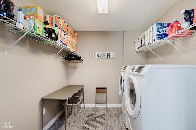 823 Colin Dr, Avon, IN 46123 - washroom featuring washer and dryer and baseboards