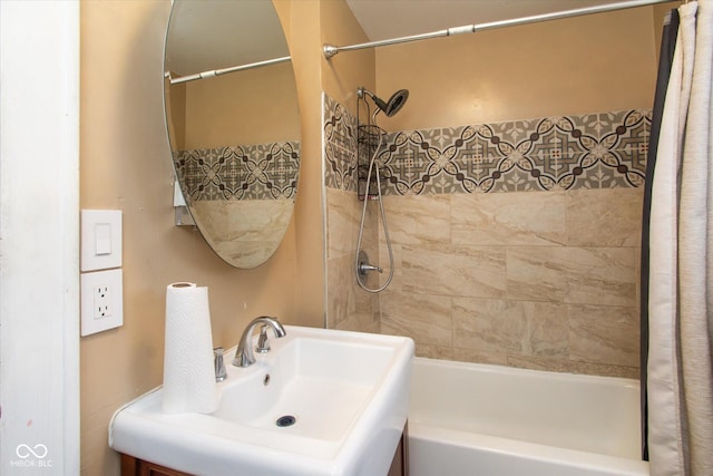 3459 W Michigan St, Indianapolis, IN 46222 - full bathroom featuring a sink and shower / bath combo