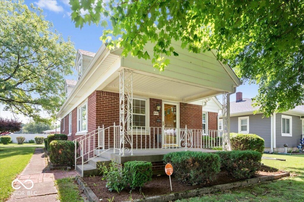 445 N 12th Ave, Beech Grove, IN 46107 - photo 1