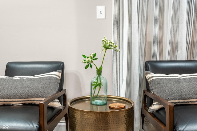 115 Jordan Rd, Indianapolis, IN 46217 - view of sitting room