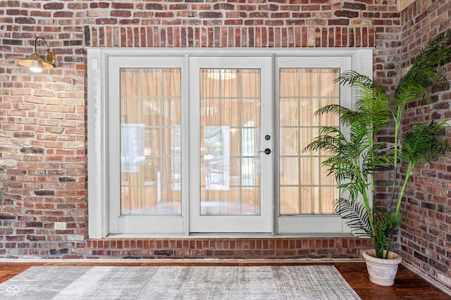 115 Jordan Rd, Indianapolis, IN 46217 - entrance to property featuring brick siding