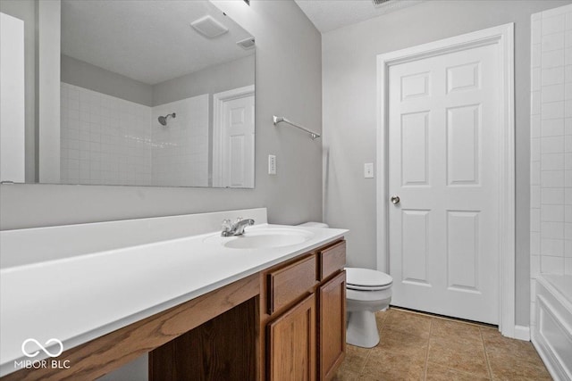 13386 Smokey Quartz Ln, Fishers, IN 46038 - full bath featuring vanity and tile patterned flooring