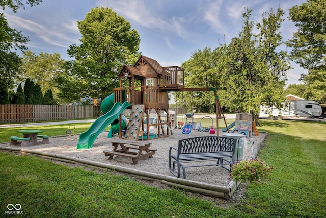 2748 S Meridian Rd, Greenfield, IN 46140 - view of communal playground