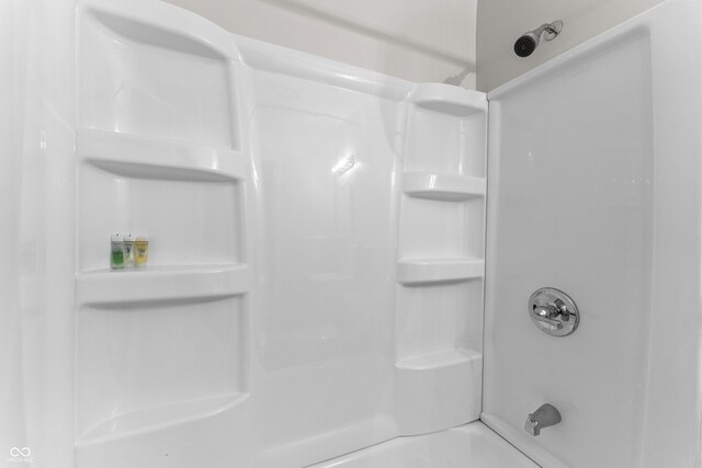 412 N Meridian St, Greenwood, IN 46143 - photo 16