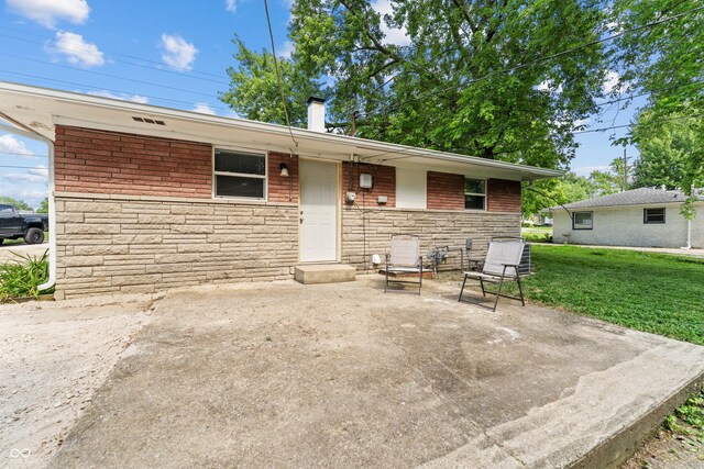 412 N Meridian St, Greenwood, IN 46143 - photo 24