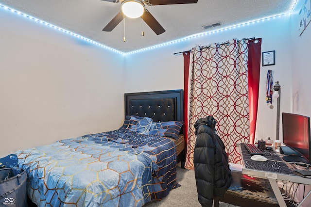 6933 Lohr Way, Indianapolis, IN 46214 - bedroom with carpet floors and a ceiling fan