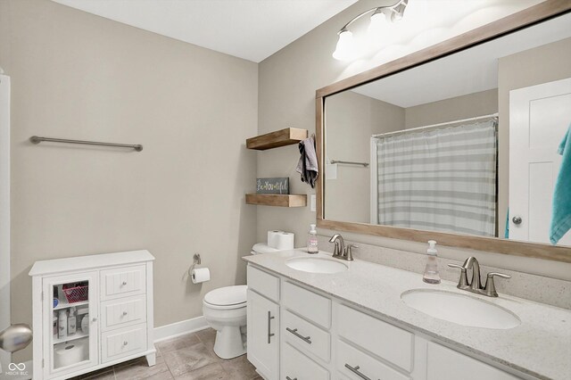 10490 Cleary Trace Dr, Fishers, IN 46040 - bathroom featuring double vanity and a shower with curtain