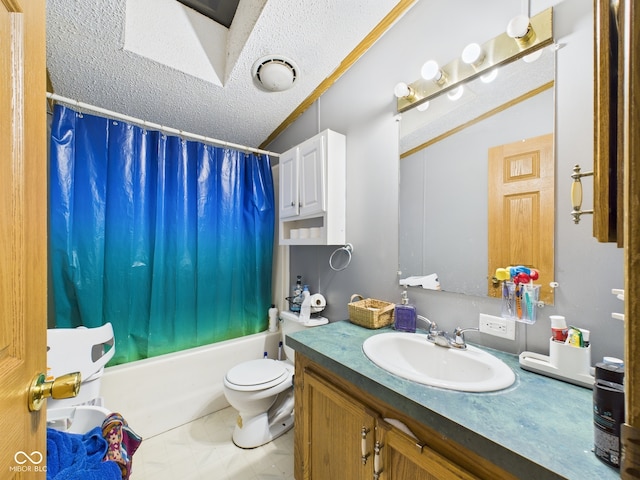 401 S Fletcher St, Frankton, IN 46044 - full bath featuring vanity, a textured ceiling, shower / bath combo, and tile patterned flooring
