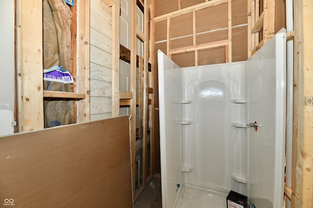 8921 E 21st St, Indianapolis, IN 46219 - view of bathroom