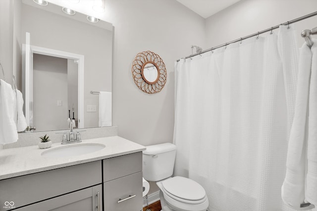 15744 Kohut Ln, Westfield, IN 46074 - full bathroom featuring vanity and a shower with curtain