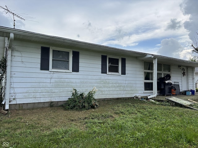 17420 S 60 E, Columbus, IN 47201 - view of home's exterior with a lawn