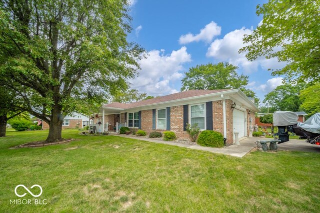 950 Hickory Ln, New Castle, IN 47362 - photo 3