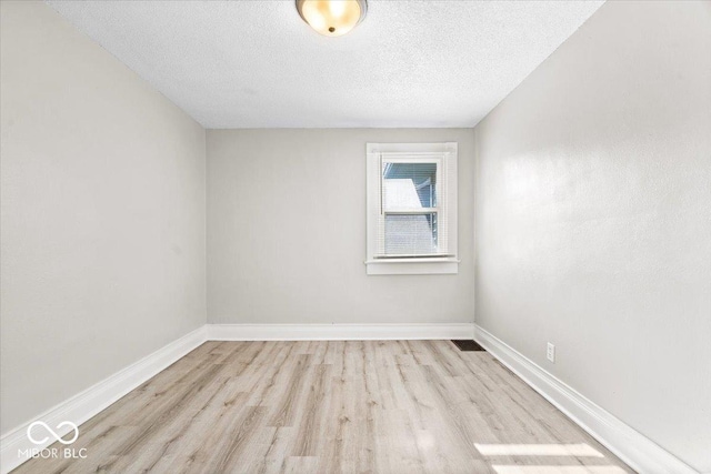 1037 N Temple Ave, Indianapolis, IN 46201 - photo 21