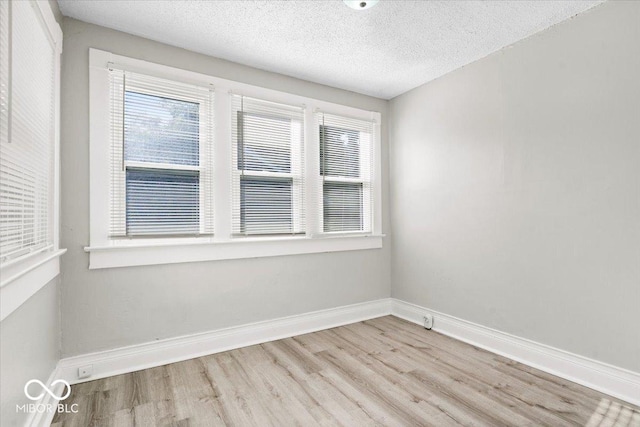 1037 N Temple Ave, Indianapolis, IN 46201 - photo 22