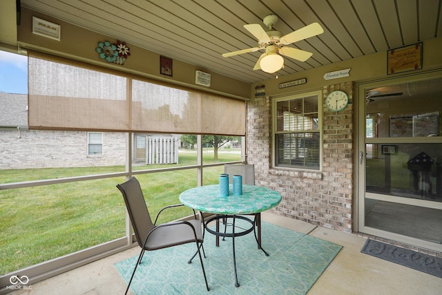 4001 Oakfield Dr, Indianapolis, IN 46237 - sunroom / solarium with a ceiling fan