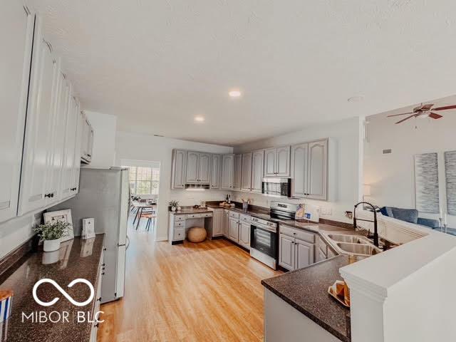 18879 Monarch Springs Dr, Noblesville, IN 46060 - photo 15