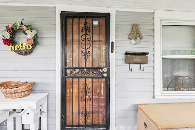 2933 S E St, Indianapolis, IN 46225 - doorway to property