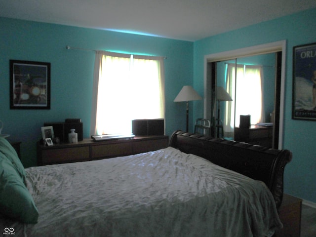 6808 Summer Time Dr, Indianapolis, IN 46226 - bedroom featuring a closet